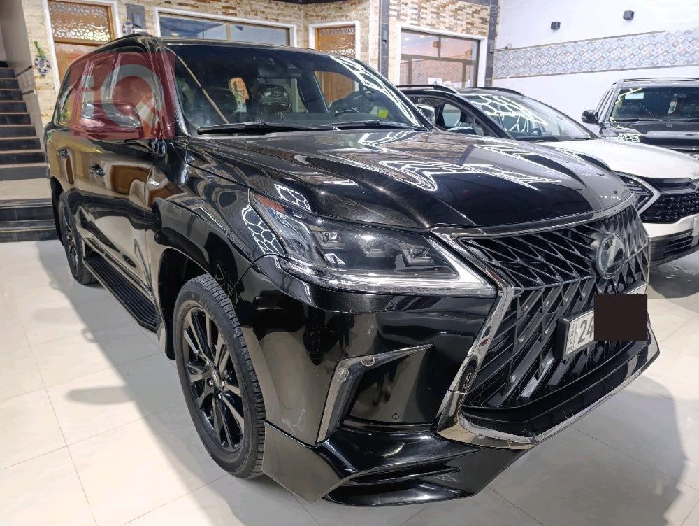Lexus LX